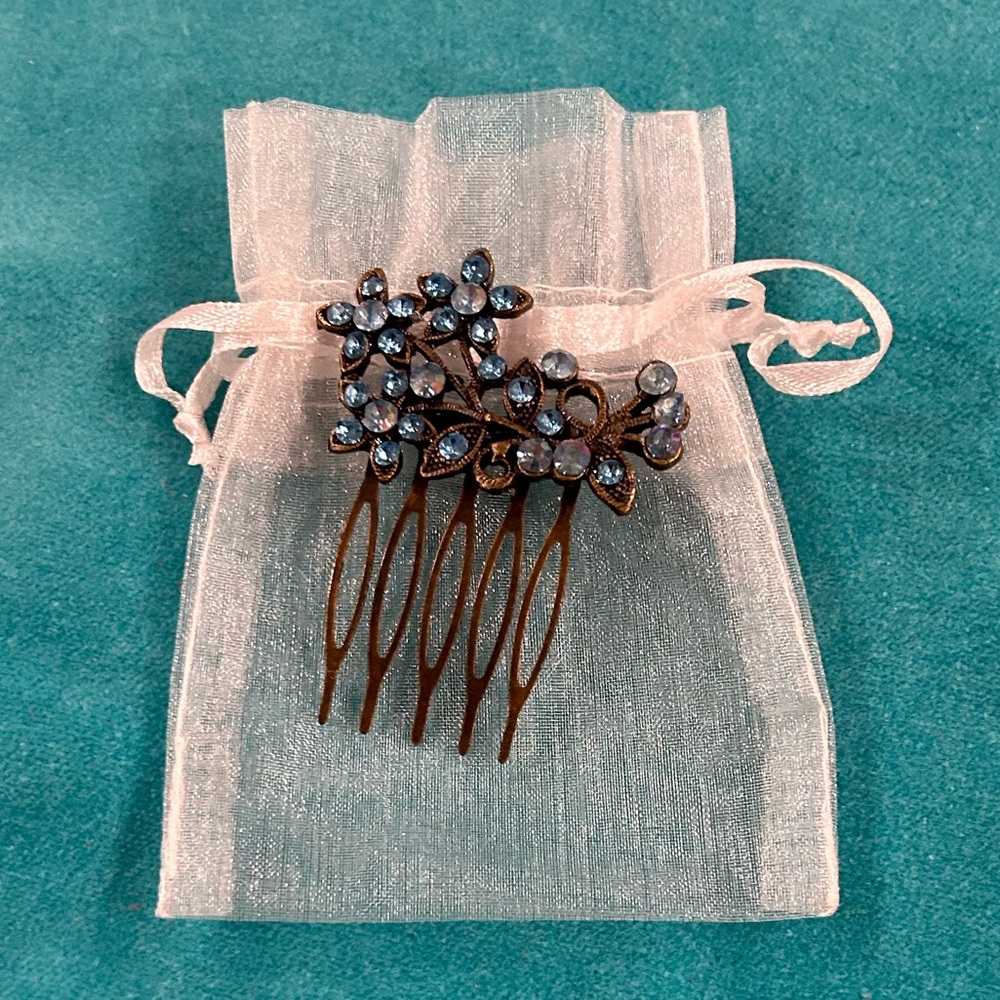 Beautiful Hair Comb with Blue Stones 💙HP💙